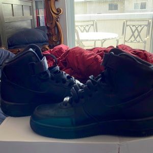 Nike Air Force 1 high top black